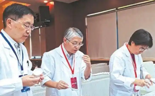 坦洋工夫：以赛提质 以赛拓市